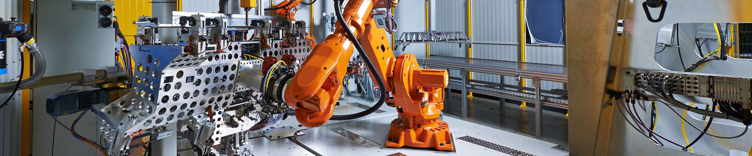 Sondermaschinenbau für eine Fertigungsanlage